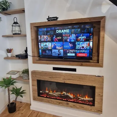 Appartamento Le Cosy Du Théâtre, Duplex Confortable Au Centre De